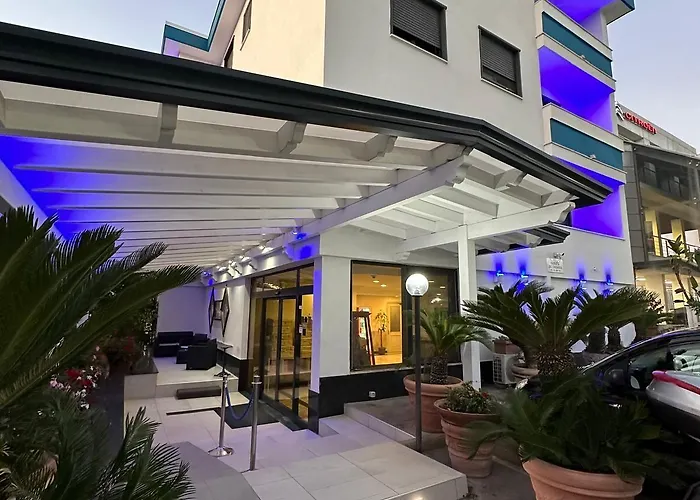 Hotel Clinton Casoria